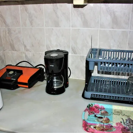 Monokatoikia Ston Lagkada Holiday home *