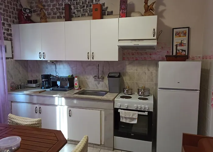 度假居 Monokatoikia Ston Lagkada 拉加达斯